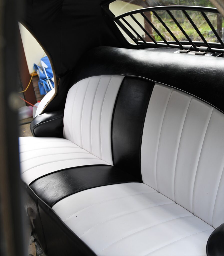 https://blog.sailrite.com/meet-our-customers/wp-content/uploads/2022/10/19-Rear-Seat-Completed-897x1024.jpg